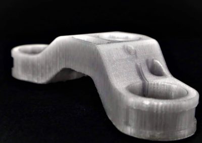 3D Printed Bearing Gude in Polycarbonate